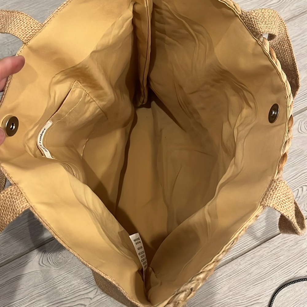 Salt And Umber Raffia And Shell Tote - Picture 9 of 10